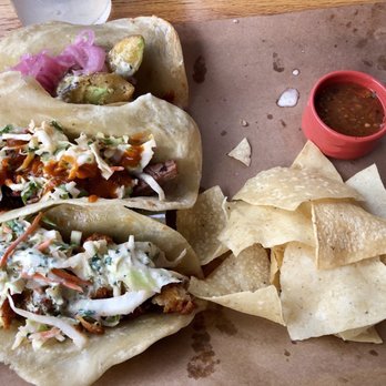 Mojo's Tacos - Franklin - Fried avocado, brisket, and hot chicken tacos - Tacos Near Me - Franklin, Tennessee Mojo's Tacos - Franklin - Fried avocado, brisket, and hot chicken tacos - Tacos Near Me - Franklin, Tennessee