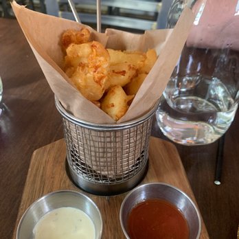 Farm Bar - Lakeview - epic cheese curds - Bars Near Me - Chicago, Illinois Farm Bar - Lakeview - epic cheese curds - Bars Near Me - Chicago, Illinois