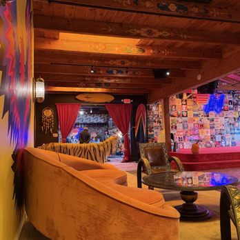 Aviator Nation Dreamland - Music Venues Near Me - Malibu, California Aviator Nation Dreamland - Music Venues Near Me - Malibu, California
