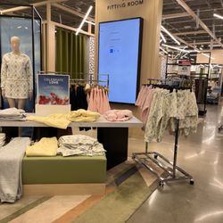 Macy's Chesterfield Commons - Spring fashions