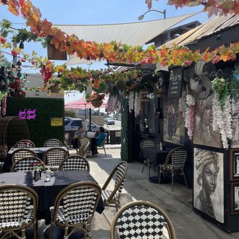 Sofreh - Mediterranean Near Me - Los Angeles, California