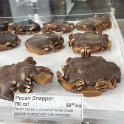 Kilwins Ice Cream - Chocolate - Fudge - Pecan turtles