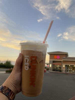 Dunkin' by null
