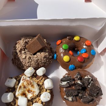 Lee’s Donut - Special donuts - Donuts Near Me - Emeryville, California Lee’s Donut - Special donuts - Donuts Near Me - Emeryville, California
