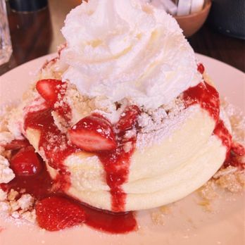 Lady C’s - Strawberry Cheesecake Souffle Pancakes - Breakfast & Brunch Near Me - Tarzana, California