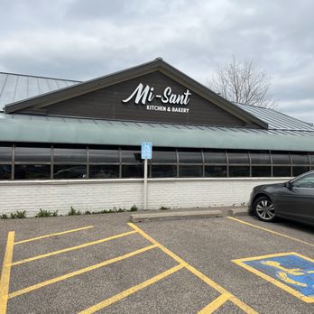 Mi Sant - Sign - Bakeries Near Me - Roseville, Minnesota