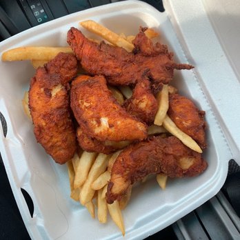 Cousin's Tasty Chicken - 5 pc spicy chicken with fries.   Perfect spice! Not too hot but tingles my mouth :) fries were yummy too! - Chicken Wings Near Me - Grand Rapids, Michigan