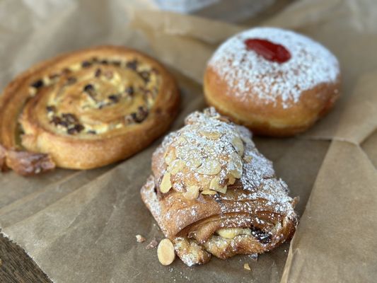 Mensch Bakery by null