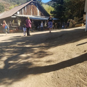 Riley's Farm - Fruits & Veggies Near Me - Oak Glen, California Riley's Farm - Fruits & Veggies Near Me - Oak Glen, California
