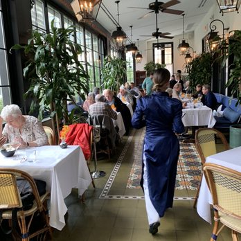 Le Colonial - Entry - Vietnamese Near Me - Chicago, Illinois