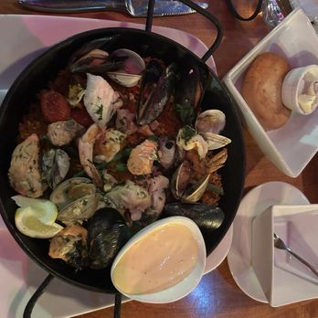 Fins Bistro - PNW - Seafood Near Me - Issaquah, Washington
