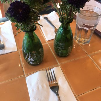Neecha Thai - Thai Near Me - Oakland, California