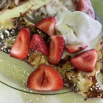 Capriccio Cafe - Strawberries and Chocolate Sauce Crepe Brunch - Italian Near Me - Stamford, Connecticut