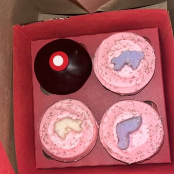 Sprinkles Georgetown - Bakeries Near Me - Washington, DC, District of Columbia Sprinkles Georgetown - Bakeries Near Me - Washington, DC, District of Columbia
