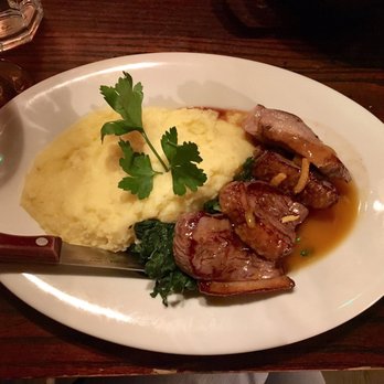 Le Garrick - Duck breast in orange sauce - Wine Bars Near Me - London, XGL Le Garrick - Duck breast in orange sauce - Wine Bars Near Me - London, XGL