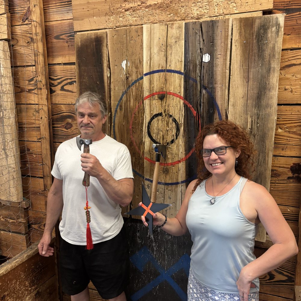 Axe Champs - Axe Throwing Near Me - Jacksonville, Florida Axe Champs - Axe Throwing Near Me - Jacksonville, Florida