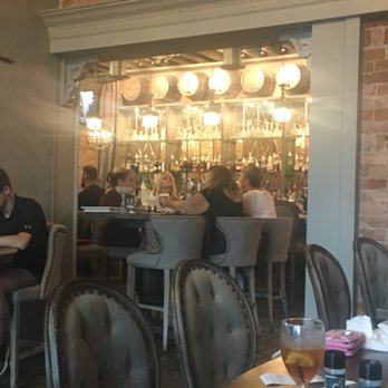 Ivy on the Square - Beautiful decor inside! - Southern Near Me - Ocala, Florida