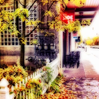 Side Street - a sidewalk with tables and chairs - Pubs Near Me - Portland, Oregon Side Street - a sidewalk with tables and chairs - Pubs Near Me - Portland, Oregon