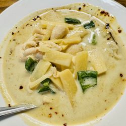 Green curry with chicken