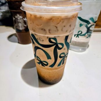 Starbucks - Coffee & Tea Near Me - Pasadena, California Starbucks - Coffee & Tea Near Me - Pasadena, California