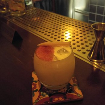 Hemingway bar - Amazing bar. Thanks to Mike and Slim Jim. - Cocktail Bars Near Me - Prague, Puerto Rico