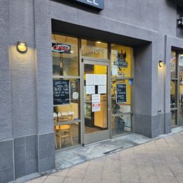 SUSHI ZENMARU - Updated December 2025 - 249 Photos & 222 Reviews