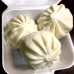 Chong's Cuisine - Steamed pork buns