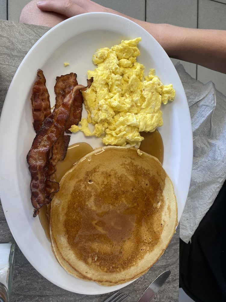 SKILLETZ Updated July 2024 365 Boston Rd, Springfield, Massachusetts Burgers Restaurant