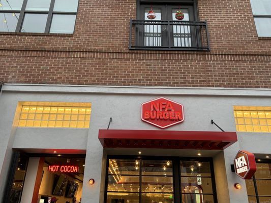 NFA Burger - Avalon by null