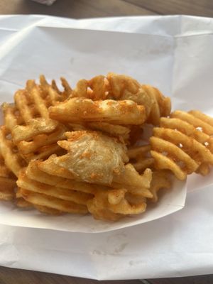 Lo's Burgers by null