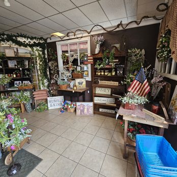 Buy the Season - Items on the right of the entrance of the store. - Home Decor Near Me - Salem, Virginia