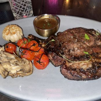 Gordon Ramsay Hell's Kitchen - Bone in rib eye - New American Near Me - Miami, Florida Gordon Ramsay Hell's Kitchen - Bone in rib eye - New American Near Me - Miami, Florida