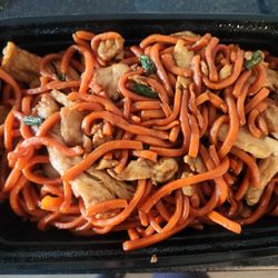 Song's Asian Restaurant - Chicken Chinese Lo Main, no flavor, just salty msg