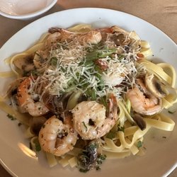 Trattoria Dal Santo - Shrimp scampi yummy!