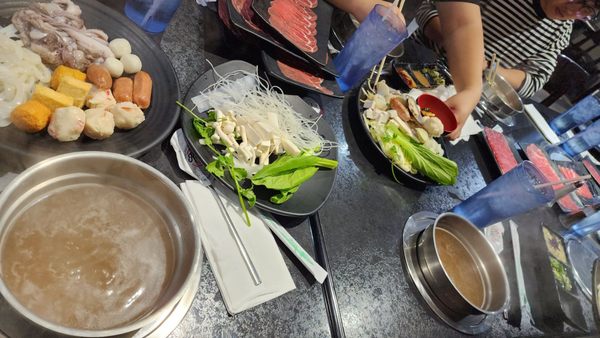 Lee DaeGam KBBQ & Shabu by null
