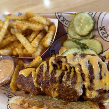 Dave's Hot Chicken - 1 Slider with fries - Chicken Shop Near Me - Portland, Oregon