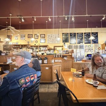 Headlands Coffeehouse - Coffee & Tea Near Me - Fort Bragg, California