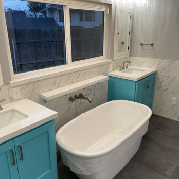 American Eagle Construction - Master Bathroom - General Contractors Near Me
