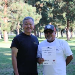 Jue Wing Chun - Kali Academy - Coach Eric & Nish with his program one certificate