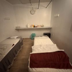 Serenity Foot Spa - Massage room