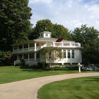 Hexagon House Bed & Breakfast - Bed & Breakfast Near Me - Pentwater, Michigan Hexagon House Bed & Breakfast - Bed & Breakfast Near Me - Pentwater, Michigan