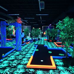 Glow Putt Mini Golf