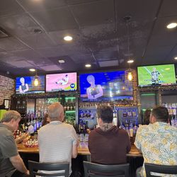 The Purcellville Pub - Bar area
