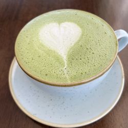 The Beekeeper’s Café - The perfect matcha latte