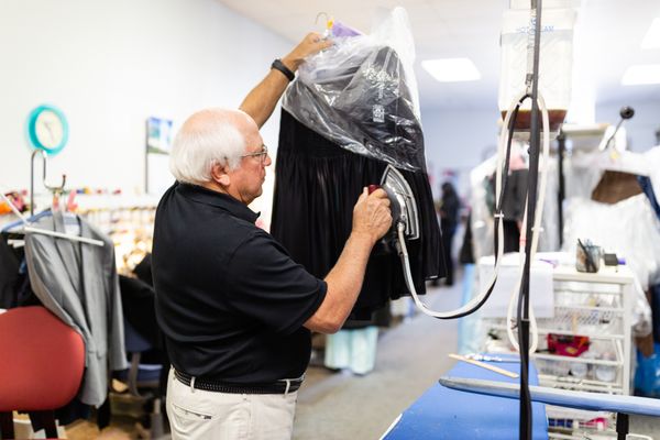 About us - West Oak Cleaners has been a family run business for over 48 years. We are a quality dry cleaner that strives to return your clothes spot-free and pressed correctly the first time. A triple-inspection process assures each garment is pressed, cleaned, creased and hemmed to the customer’s satisfaction. We offer personalized service to better please our customers. Our friendly and knowledgeable customer service representatives are happy to help answer any questions that you may have about your clothes. We care about our customers and we care about their clothes. The largest quality chain in the St. Louis area, we guarantee customers will always be greeted with a smiling face. West Oak Cleaners is the cleaners for people who care about the clothes they wear.
West Oak Cleaners is recognized as the premier wedding and formal gown cleaner in St. Louis. We are also known for our executive dress shirt service. Household items such as drapes, bedspreads, comforters, and tablecloths are handled with extra time and care. Our qualified seamstresses provide personal and affordable alteration and tailoring services. West Oak Cleaners is recognized for exceptional customer service, our customers come first. About us - West Oak Cleaners has been a family run business for over 48 years. We are a quality dry cleaner that strives to return your clothes spot-free and pressed correctly the first time. A triple-inspection process assures each garment is pressed, cleaned, creased and hemmed to the customer’s satisfaction. We offer personalized service to better please our customers. Our friendly and knowledgeable customer service representatives are happy to help answer any questions that you may have about your clothes. We care about our customers and we care about their clothes. The largest quality chain in the St. Louis area, we guarantee customers will always be greeted with a smiling face. West Oak Cleaners is the cleaners for people who care about the clothes they wear.
West Oak Cleaners is recognized as the premier wedding and formal gown cleaner in St. Louis. We are also known for our executive dress shirt service. Household items such as drapes, bedspreads, comforters, and tablecloths are handled with extra time and care. Our qualified seamstresses provide personal and affordable alteration and tailoring services. West Oak Cleaners is recognized for exceptional customer service, our customers come first.