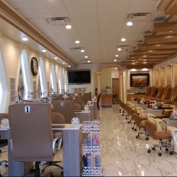 Nail & Spa Boutique - clear clear clear - Nail Salons Near Me - Poughkeepsie, New York