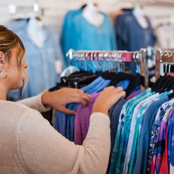 Warm Hugs Mixes Gifts & Boutique - Women's apparel, shoes, and accessories...we have so many beautiful pieces to set you apart!