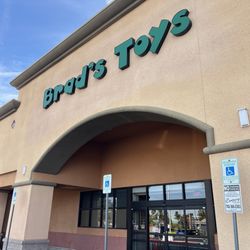 Brads Toys & Collectibles - Exterior