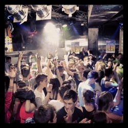Neprakta klub