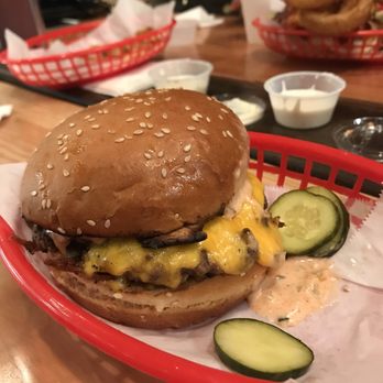 The Wurst - Smash Burger - Caterers Near Me The Wurst - Smash Burger - Caterers Near Me